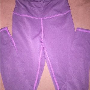 Maurices in-motion leggings 7/8 length burgundy